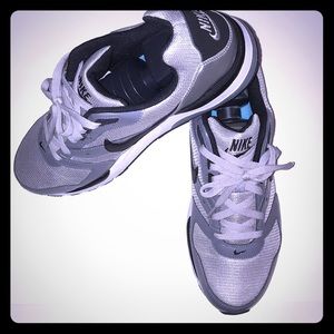 🚨🔥NIKE MEN’S TWILIGHT RUNNER SHOES🔥🚨